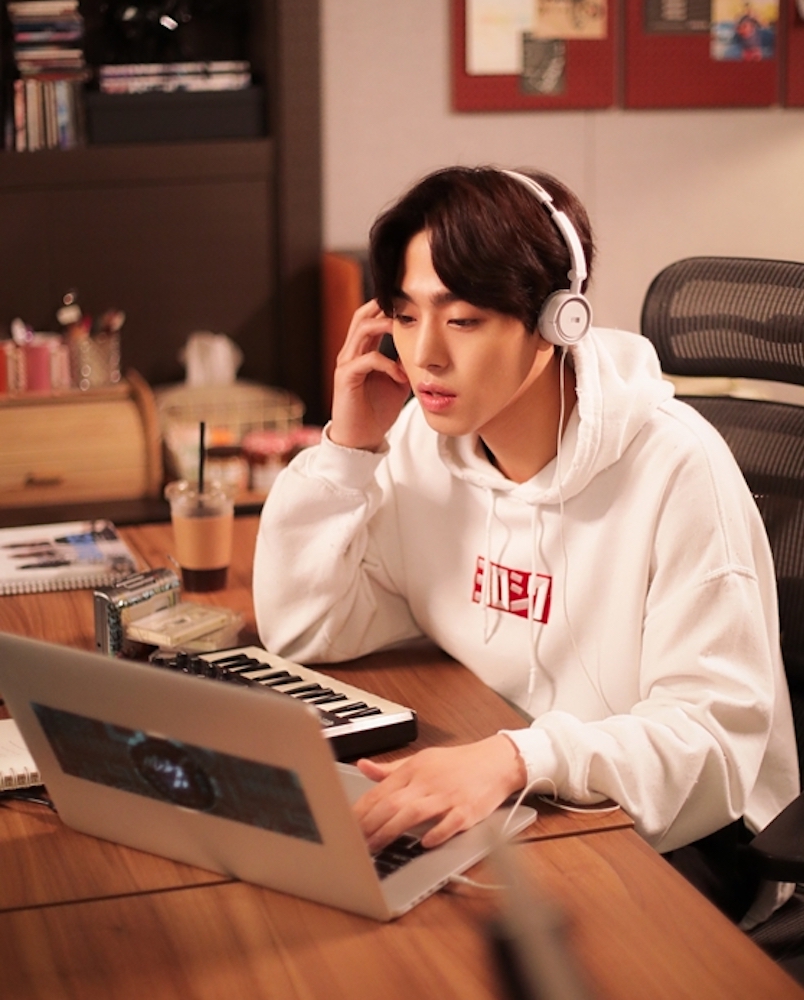 トップマネジメントのヒョソプ 日本語のフーディー