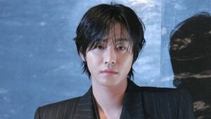 ヒョソプ　ソウル　サンローラン