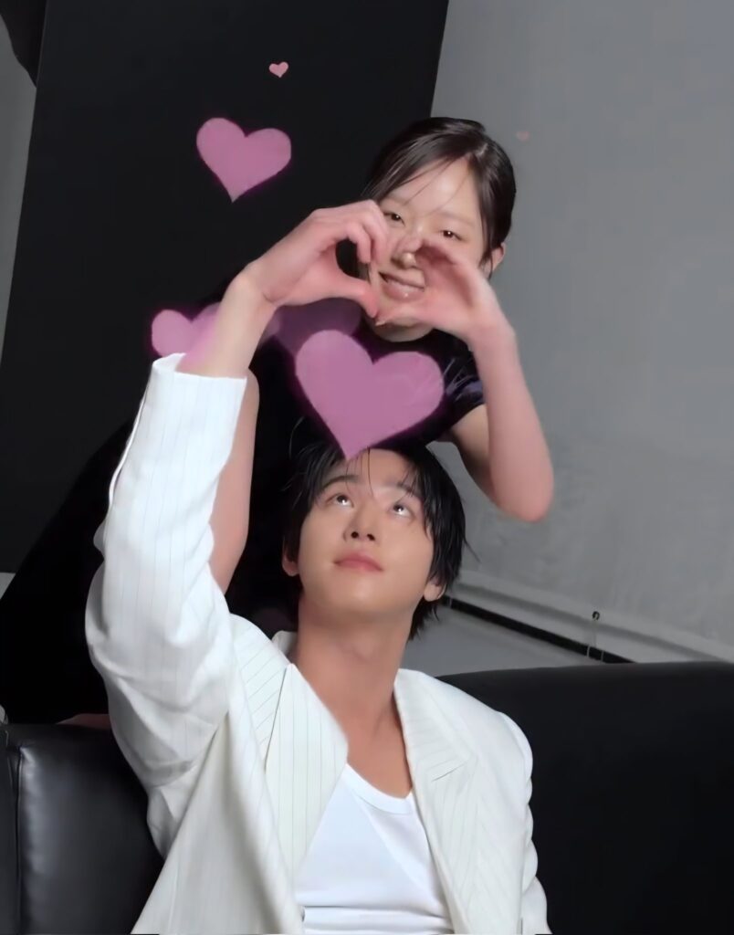 ハートするヒョソプとウォンビン