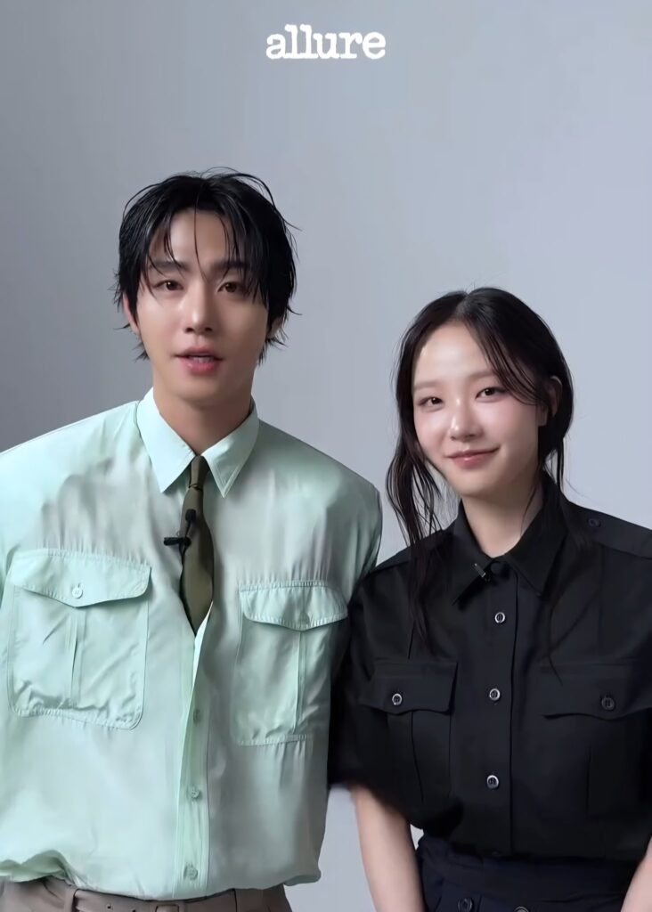 メジンカップルのあいさつ2ショット